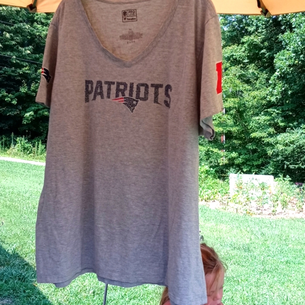 Woman's Patriots Tee